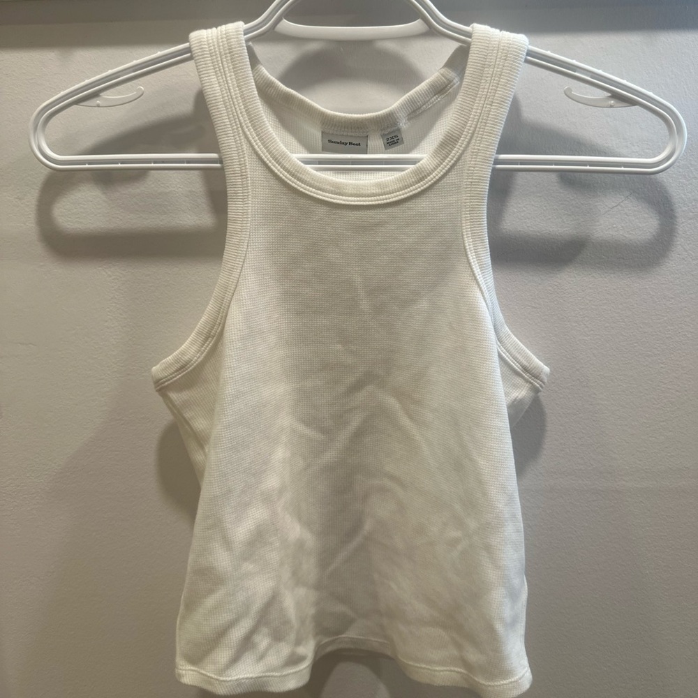 ARITZIA TANK TOP